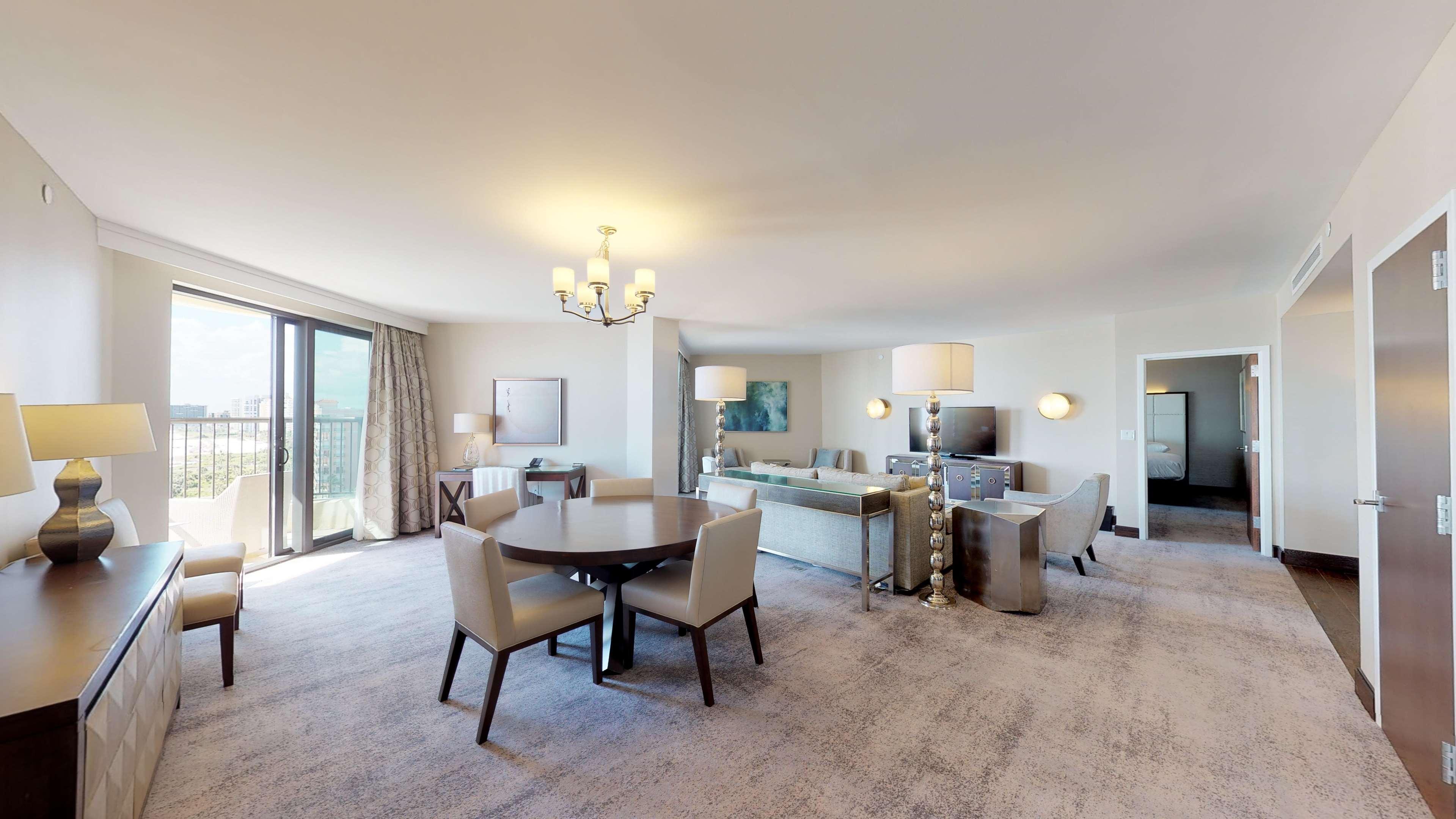 Hilton Marco Island Beach Resort And Spa Eksteriør billede