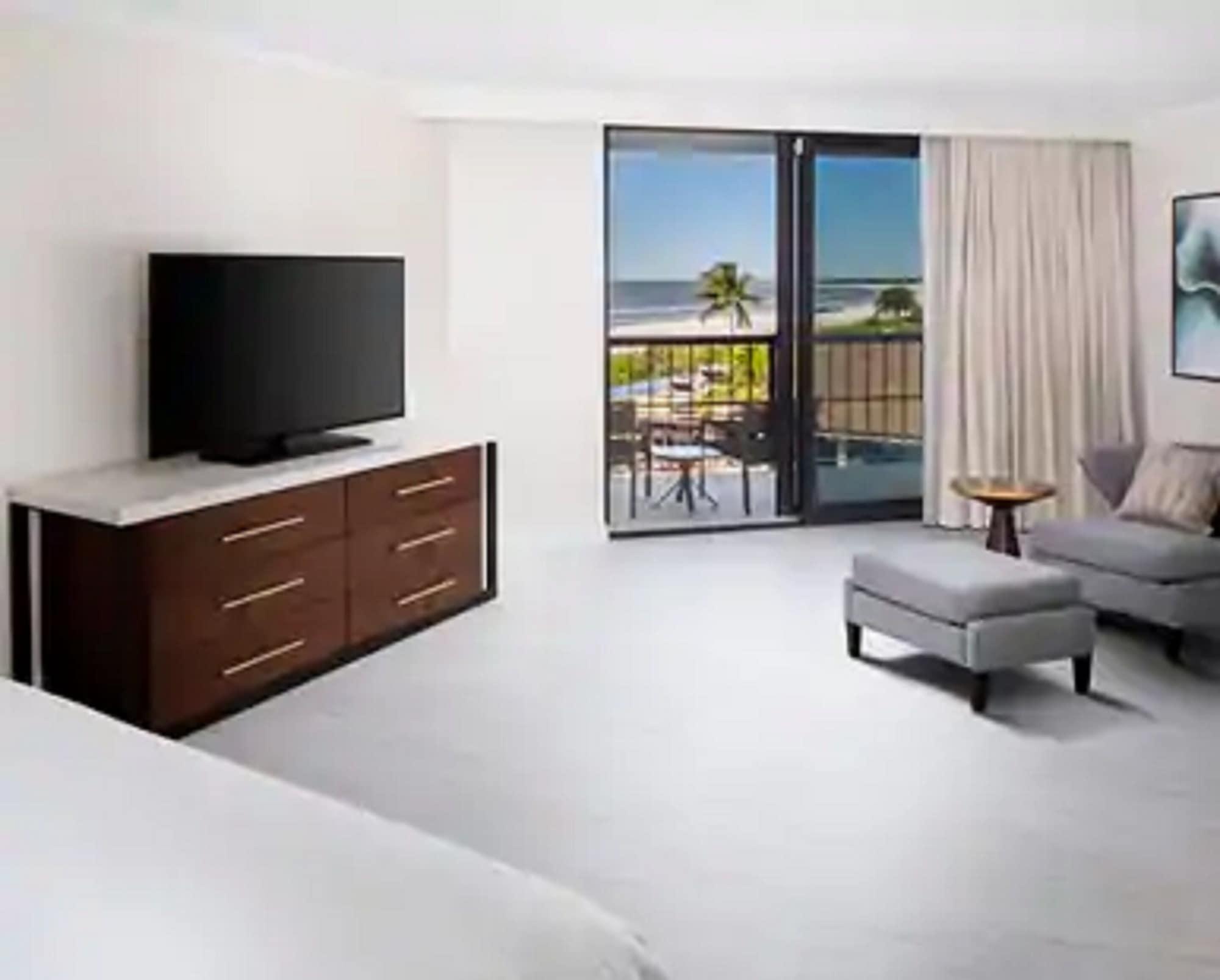 Hilton Marco Island Beach Resort And Spa Eksteriør billede