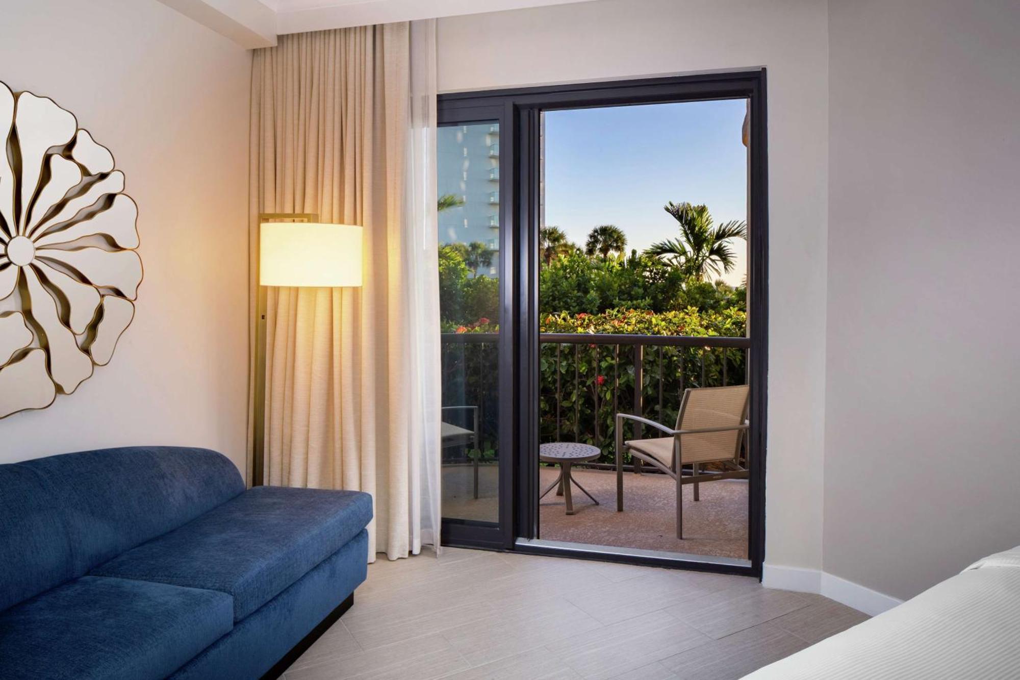 Hilton Marco Island Beach Resort And Spa Eksteriør billede