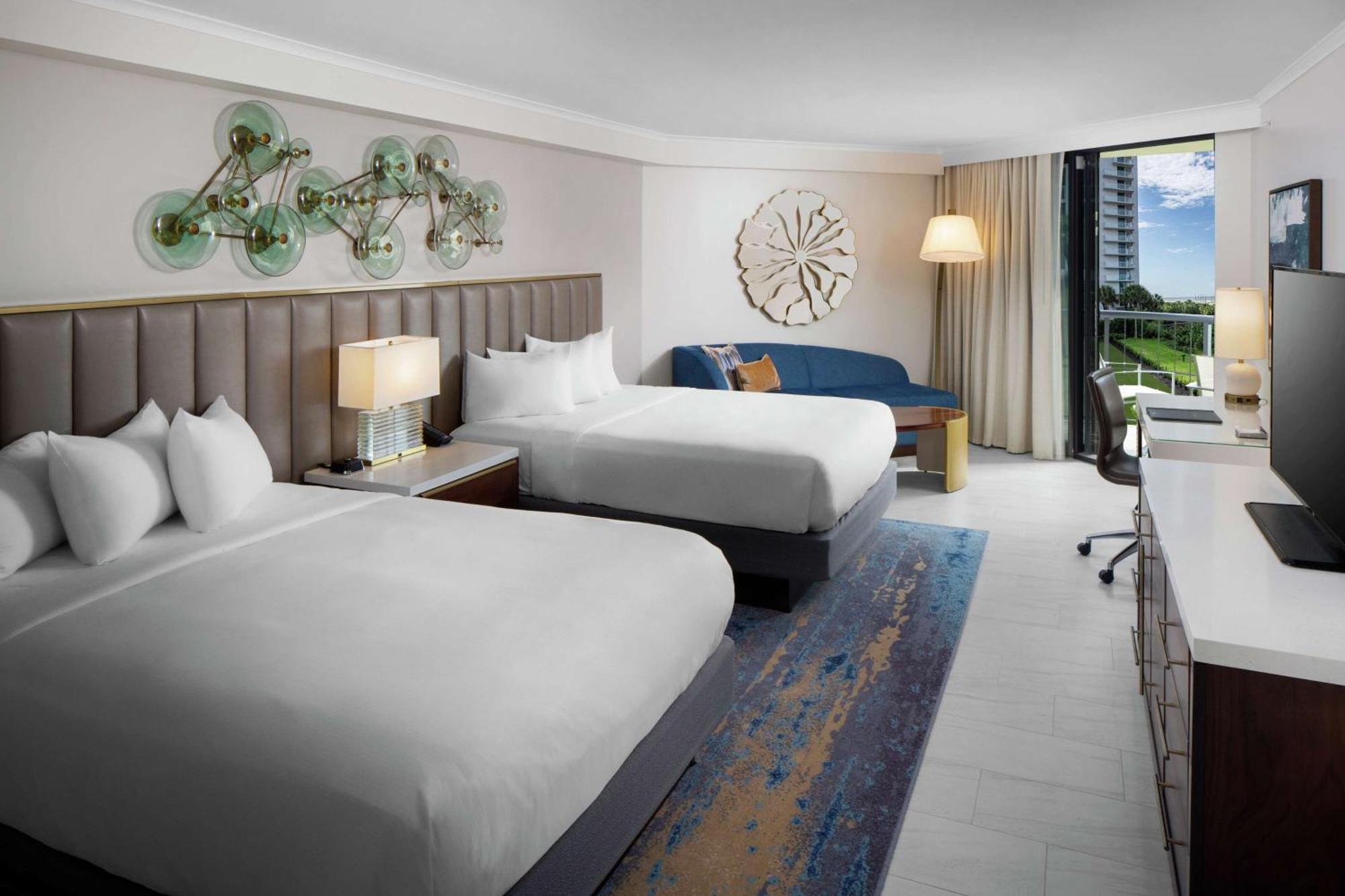 Hilton Marco Island Beach Resort And Spa Eksteriør billede